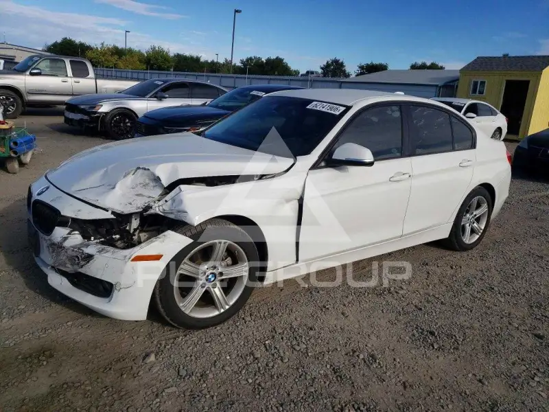 2015 BMW 328 photo
