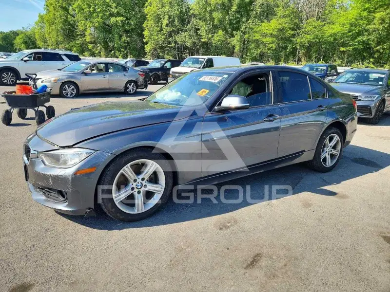 2015 BMW 328 фото
