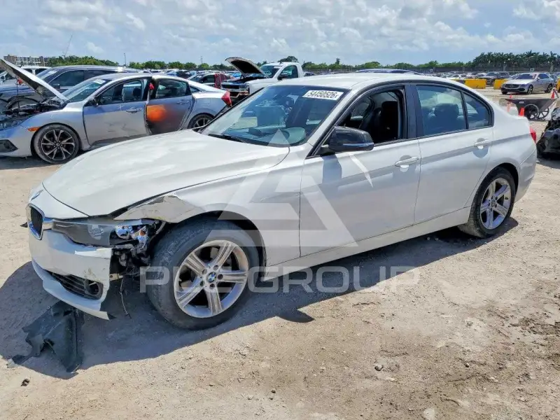 2015 BMW 328 photo