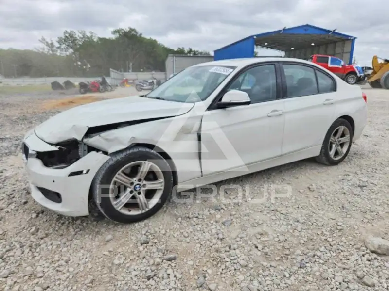2015 BMW 328 фото