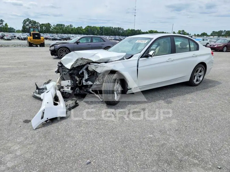 2015 BMW 328 фото