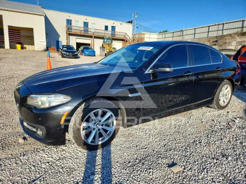 2015 BMW 528 photo