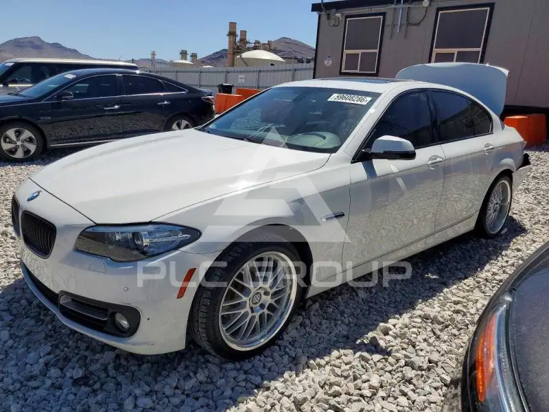 2015 BMW 528 photo