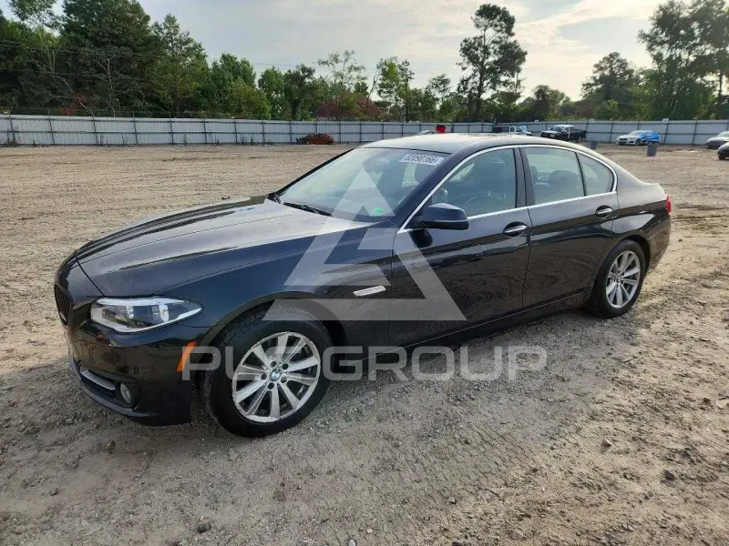 2015 BMW 528 photo