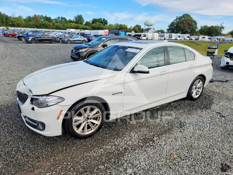 2015 BMW 528 фото