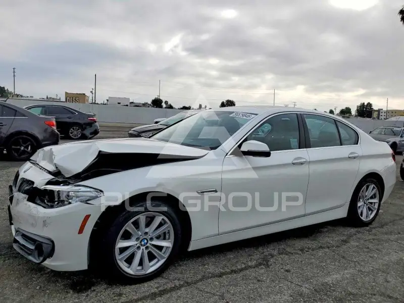 2015 BMW 528 фото