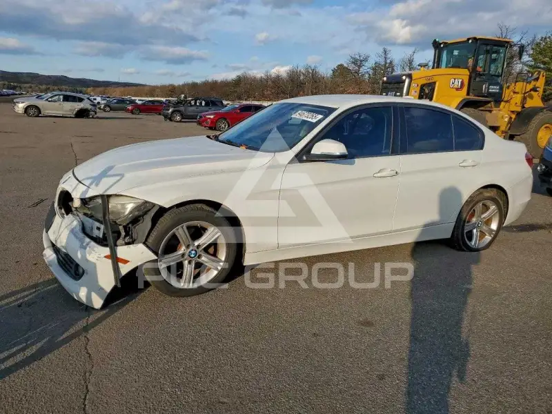 2015 BMW 320 photo