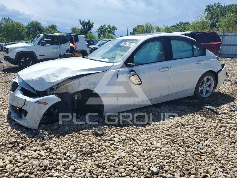 2015 BMW 320 фото