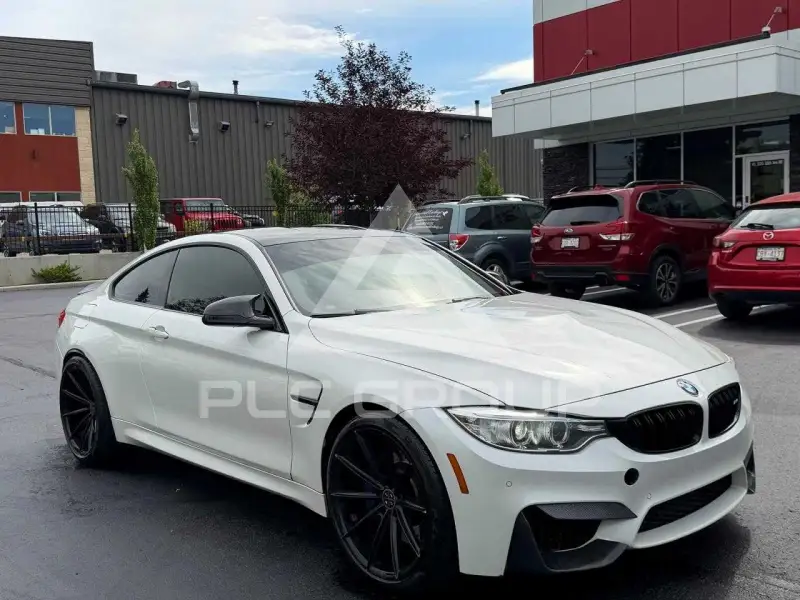 2015 BMW M4 фото