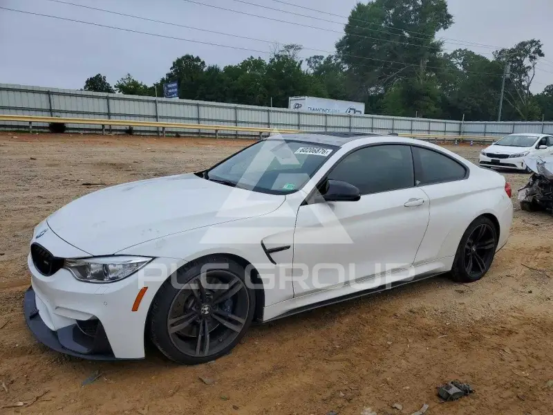 2015 BMW M4 фото