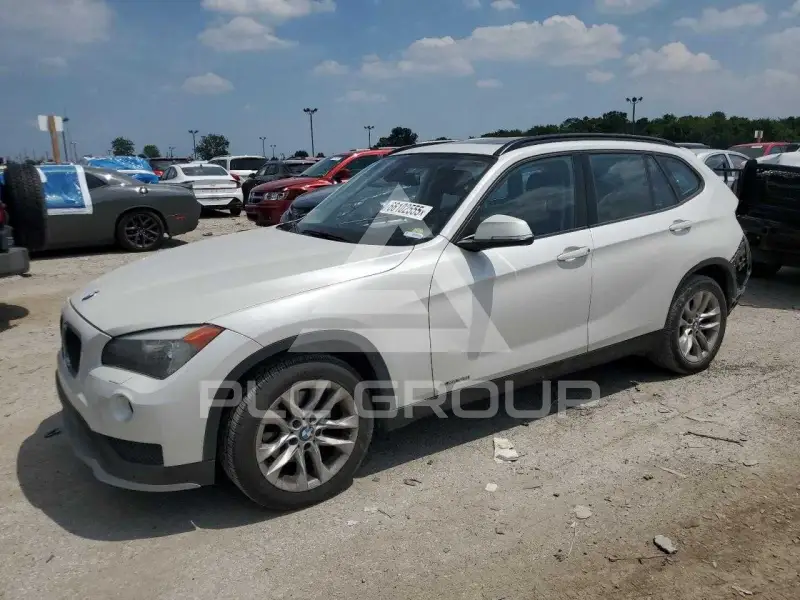 2015 BMW X1 фото