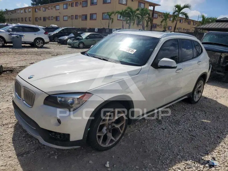 2015 BMW X1 фото