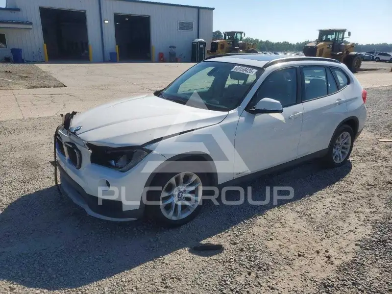 2015 BMW X1 фото