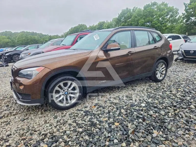 2015 BMW X1 фото