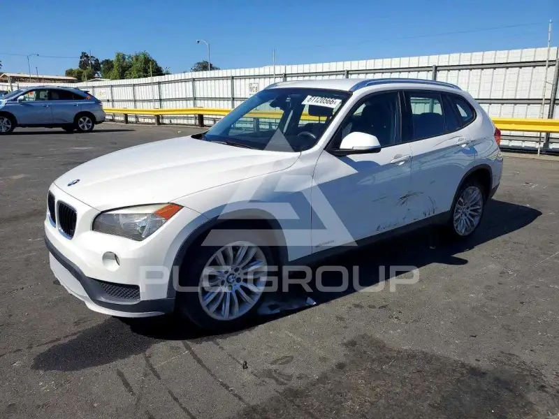 2015 BMW X1 photo