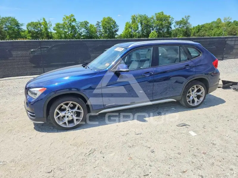 2015 BMW X1 photo