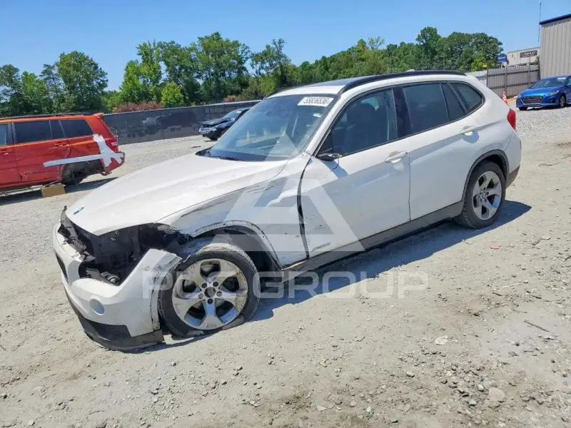 2015 BMW X1 фото