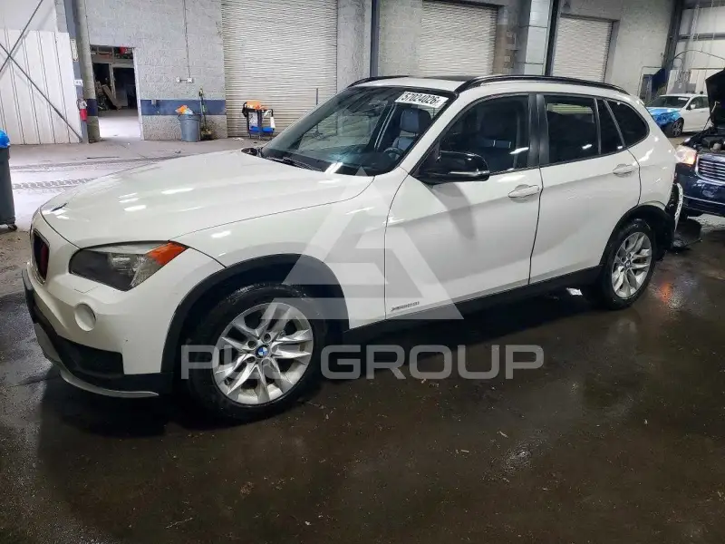 2015 BMW X1 фото