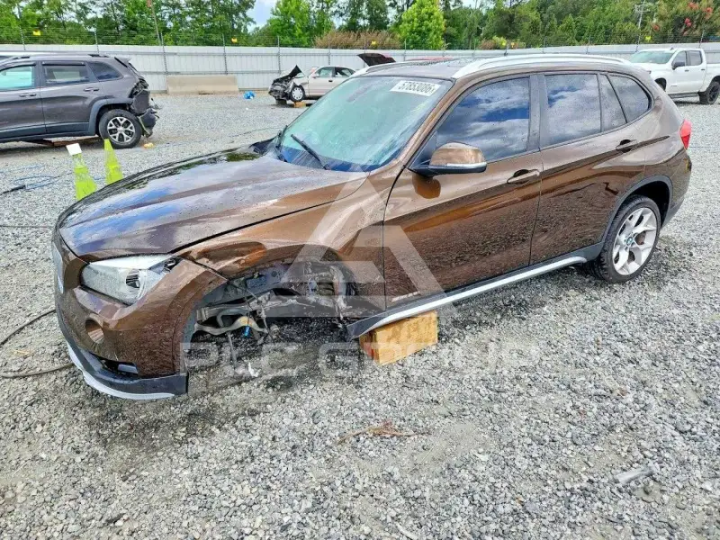 2015 BMW X1 фото