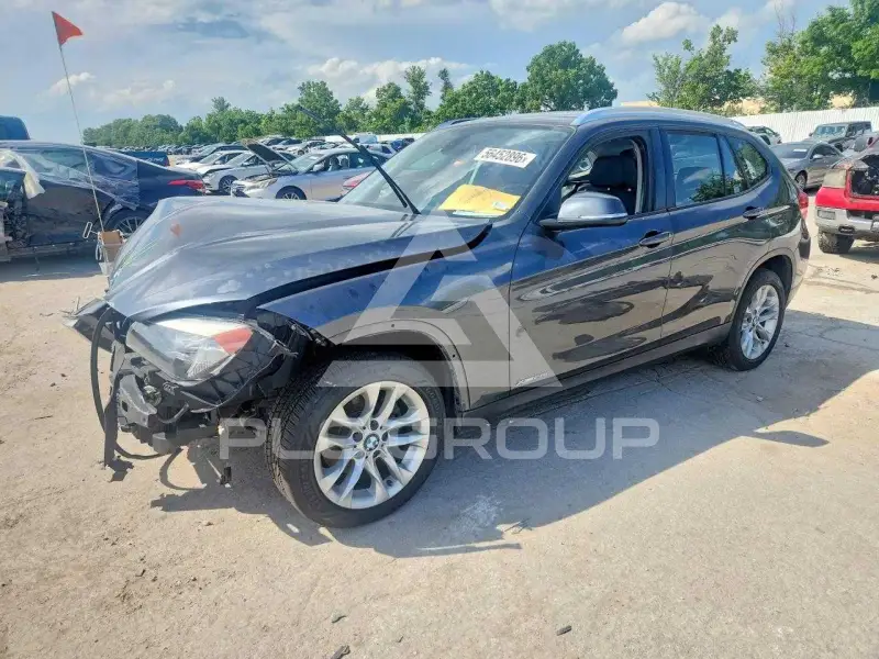 2015 BMW X1 фото