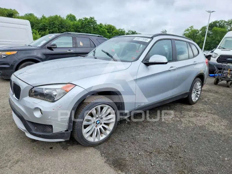 2015 BMW X1 фото