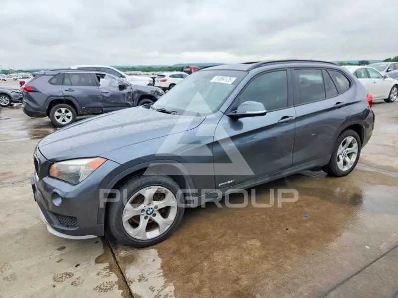 2015 BMW X1 фото