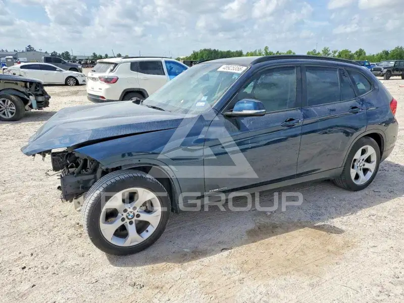 2015 BMW X1 photo