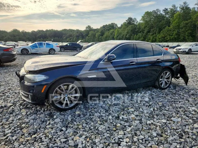 2015 BMW 550 фото