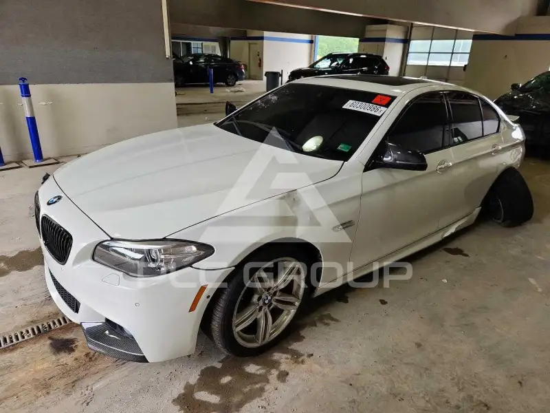 2015 BMW 550 фото