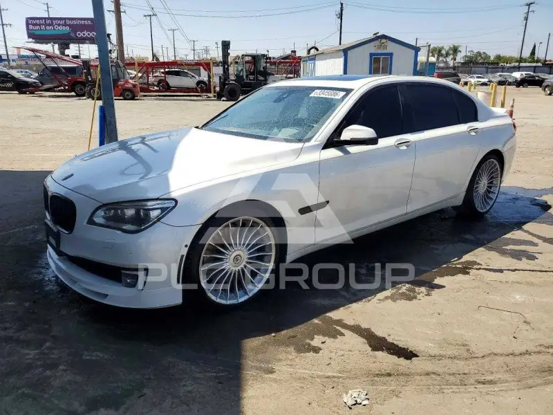2015 BMW 750 photo