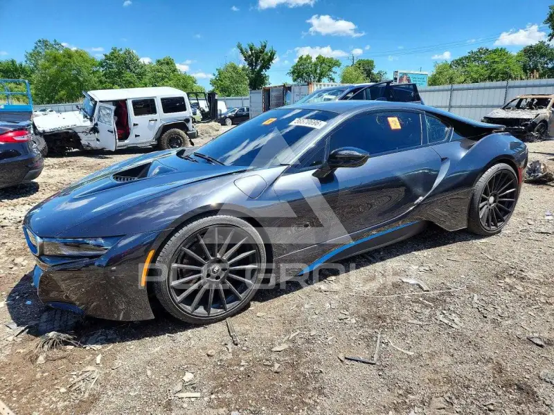 2015 BMW I8 фото