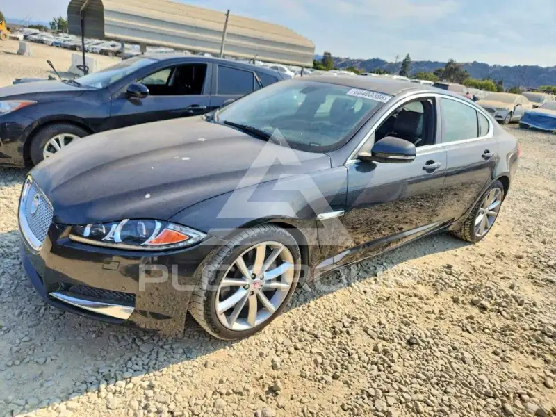 2015 Jaguar XF фото