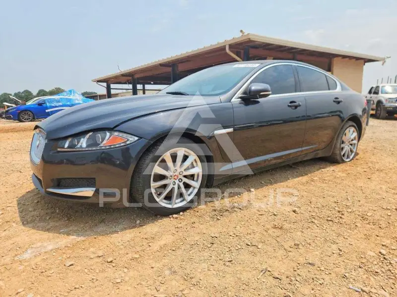 2015 Jaguar XF фото