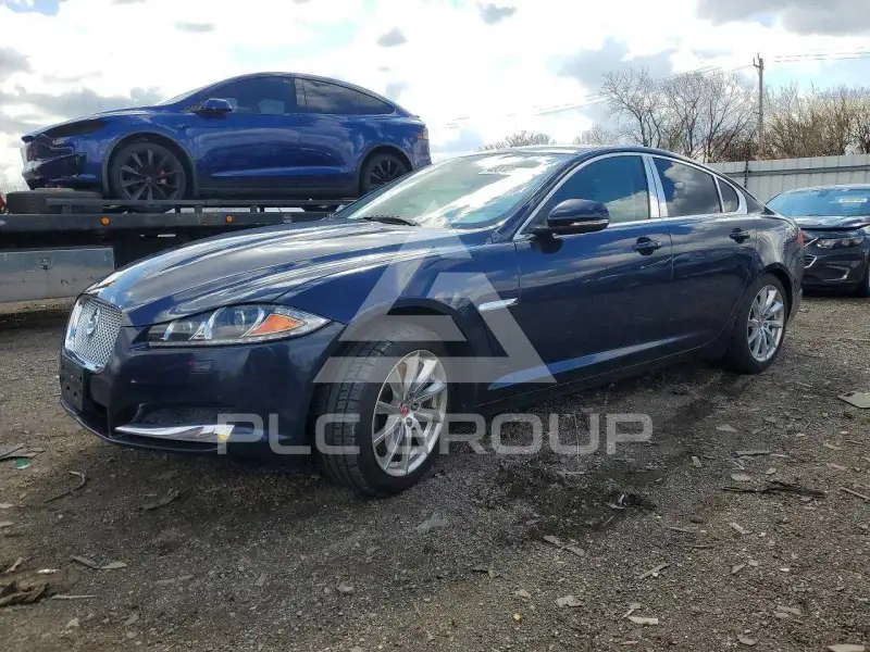 2015 Jaguar XF фото