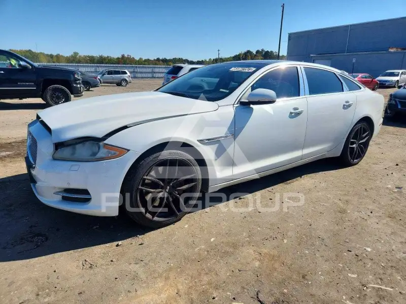 2015 Jaguar XJ фото