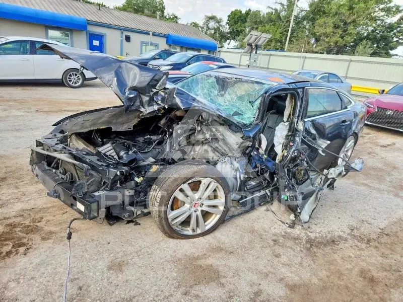 2015 Jaguar XJ фото