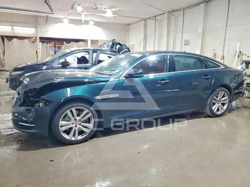2015 Jaguar XJ фото