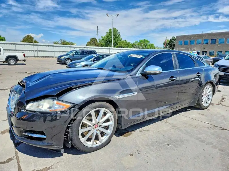 2015 Jaguar XJ фото
