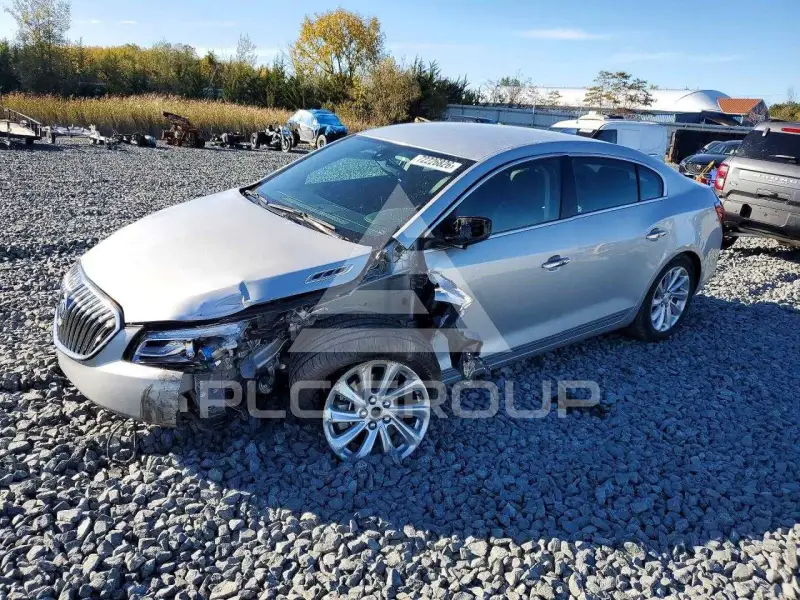 2015 Buick LACROSSE photo