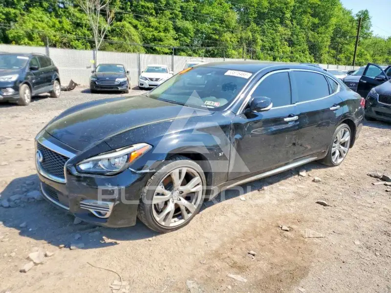 2015 Infinity Q70 фото