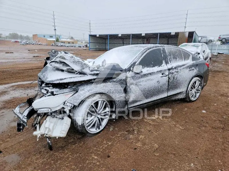2015 Infinity Q50 photo