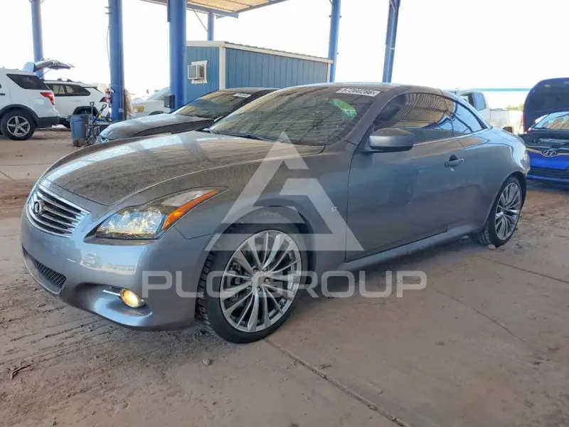 2015 Infinity Q60 фото