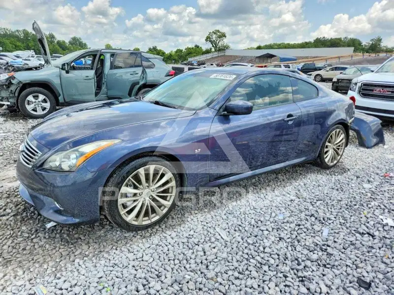 2015 Infinity Q60 фото