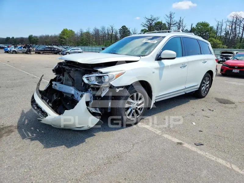2015 Infinity QX60 photo