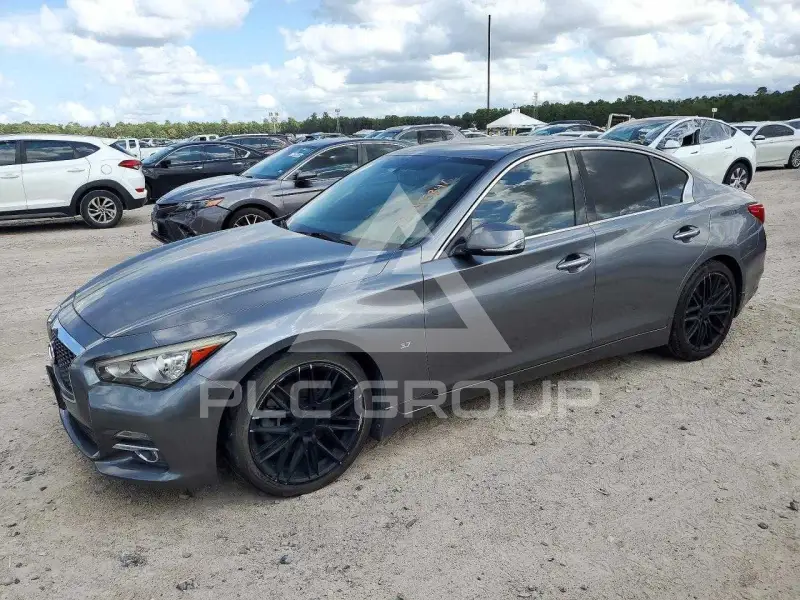 2015 Infinity Q50 фото