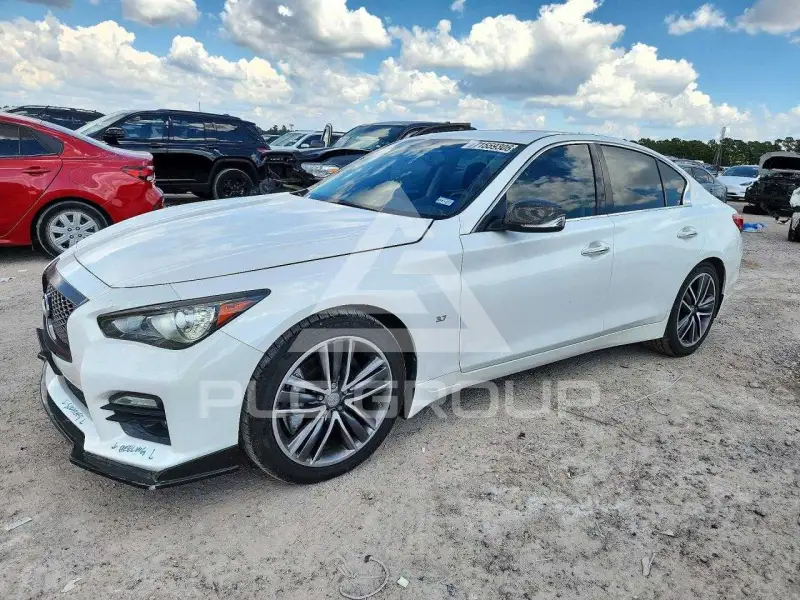 2015 Infinity Q50 photo
