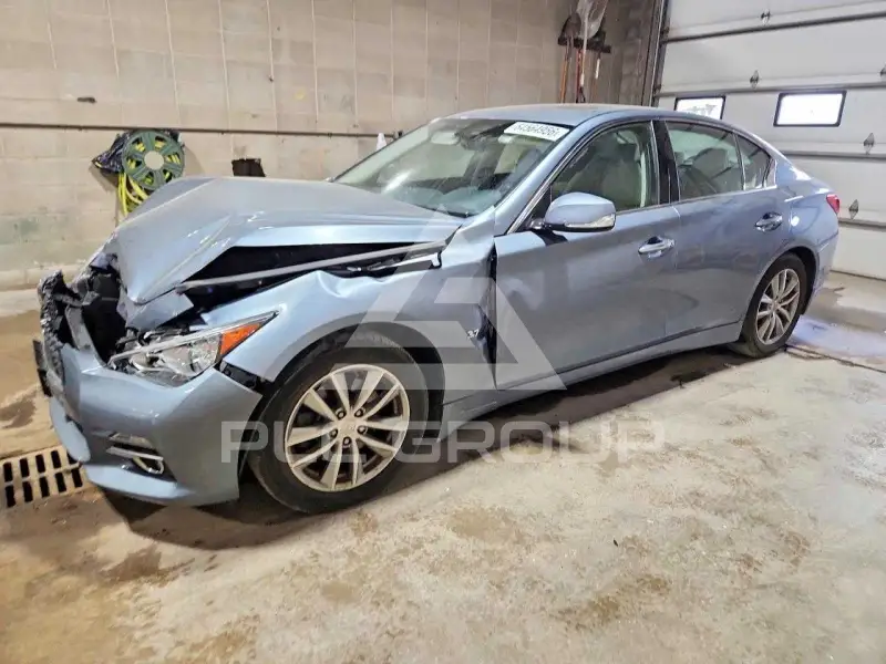 2015 Infinity Q50 фото