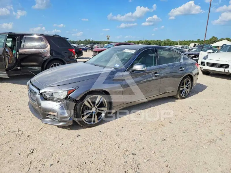 2015 Infinity Q50 фото