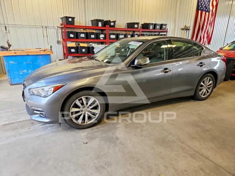 2015 Infinity Q50 photo