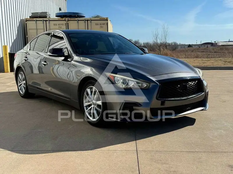 2015 Infinity Q50 photo